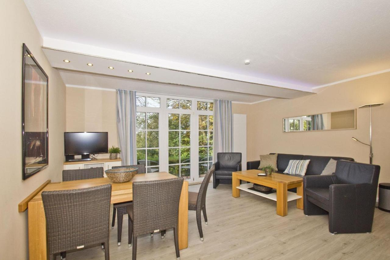 Fewo Mit Terrasse, Gratis Nutzung Vom Ahoi Erlebnisbad Und Sauna In Sellin - Haus Blick Zur See Fewo 13 غورين المظهر الخارجي الصورة