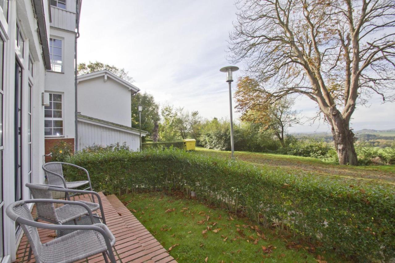Fewo Mit Terrasse, Gratis Nutzung Vom Ahoi Erlebnisbad Und Sauna In Sellin - Haus Blick Zur See Fewo 13 غورين المظهر الخارجي الصورة