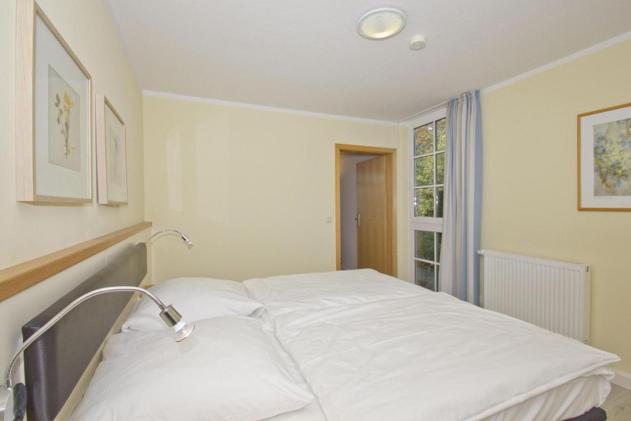 Fewo Mit Terrasse, Gratis Nutzung Vom Ahoi Erlebnisbad Und Sauna In Sellin - Haus Blick Zur See Fewo 13 غورين المظهر الخارجي الصورة